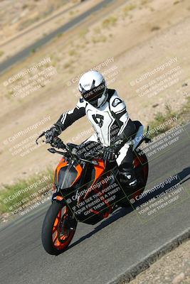 media/Oct-16-2022-TrackXperience (Sun) [[236a00b5b6]]/Group 3/session 2 turn 11/